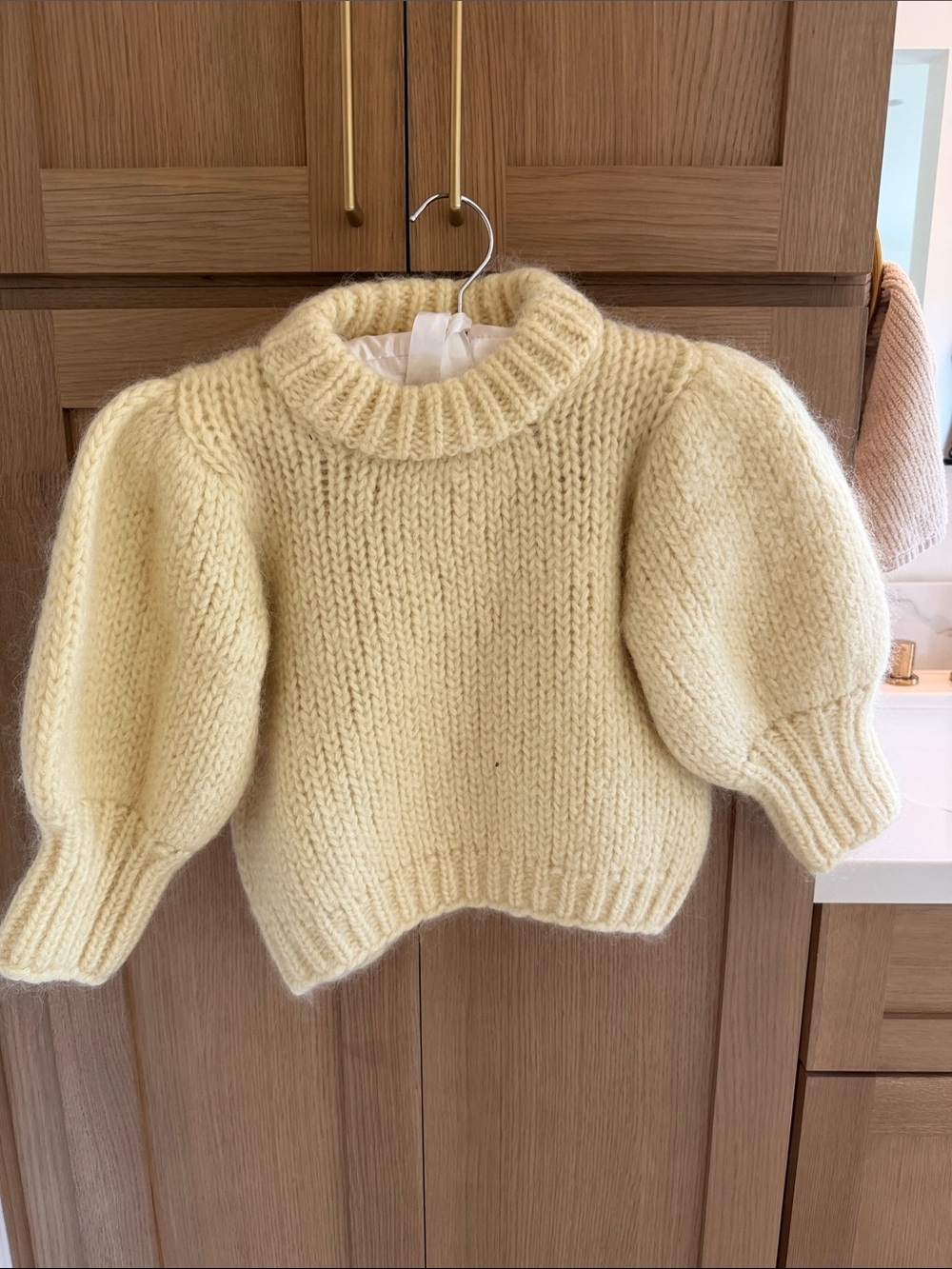 Fannie Chunky Puff-Sleeve Sweater - Pale Yellow